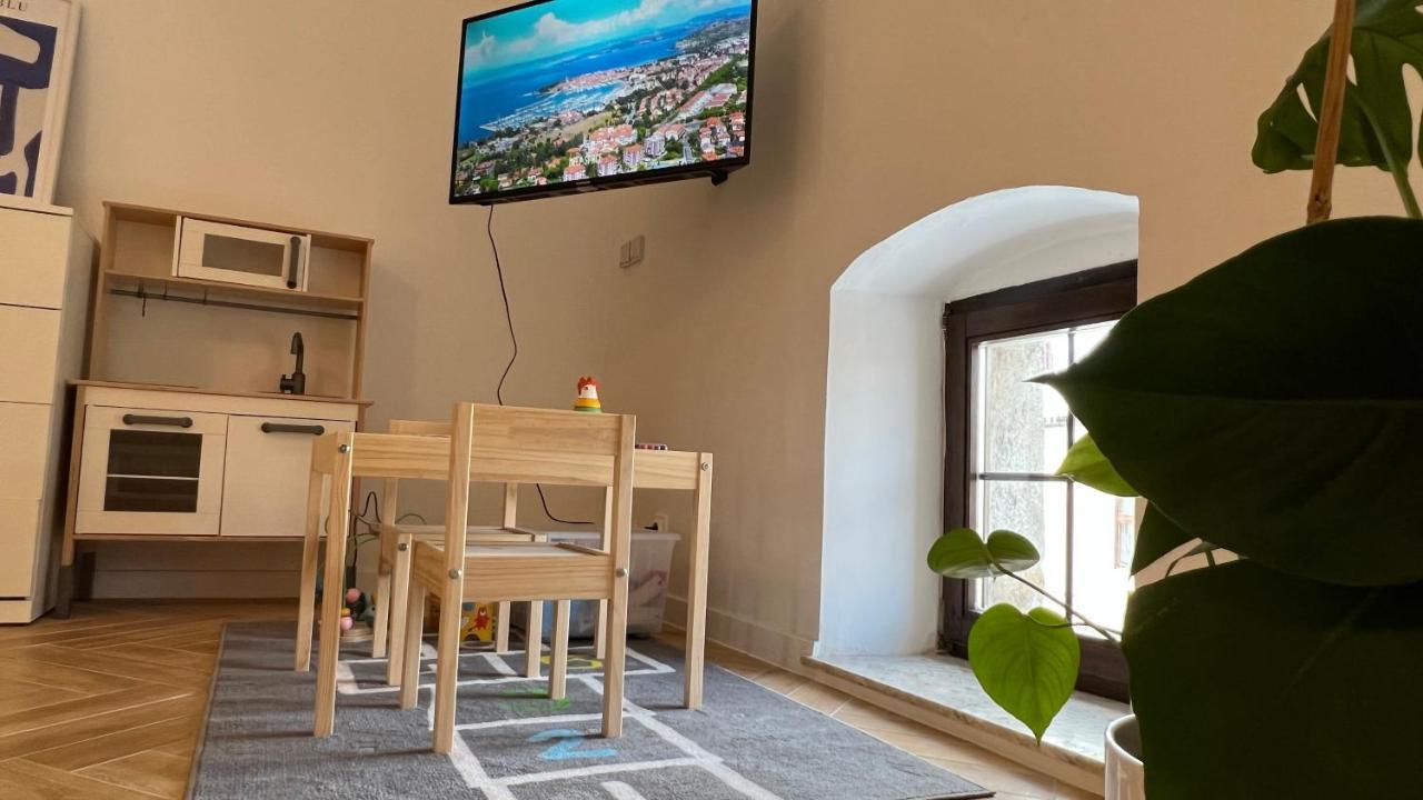 Franco Apartments Kezmarok Luaran gambar