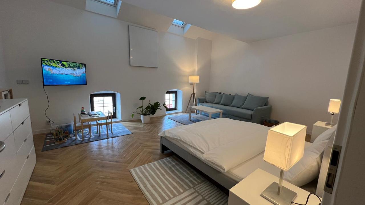 Franco Apartments Kezmarok Luaran gambar