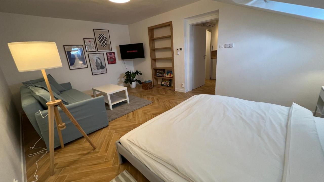 Franco Apartments Kezmarok Luaran gambar