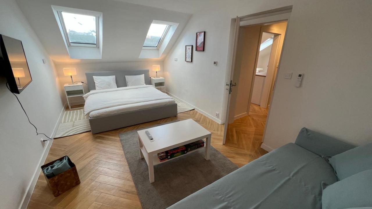 Franco Apartments Kezmarok Luaran gambar
